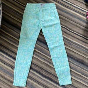 NWOT - Vineyard Vines - Stretch Skinny Jeans